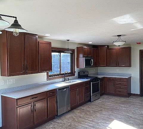 2nd image of 6418 E County Road 100 N