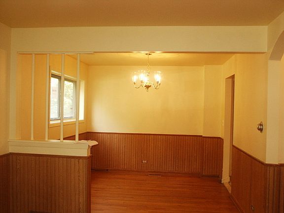 4th image of 7419 N Winchester Ave APT A