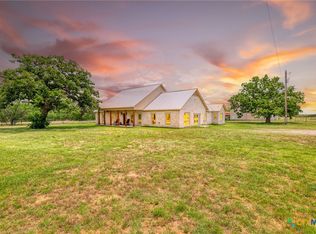 12011 Fm 1150, Luling, TX 78648