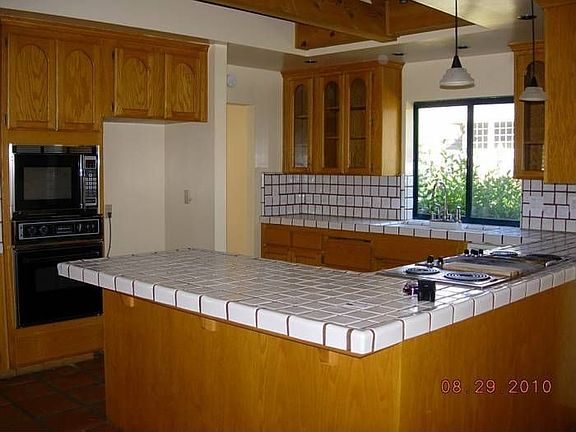 3rd image of 1301 Kingsford Dr