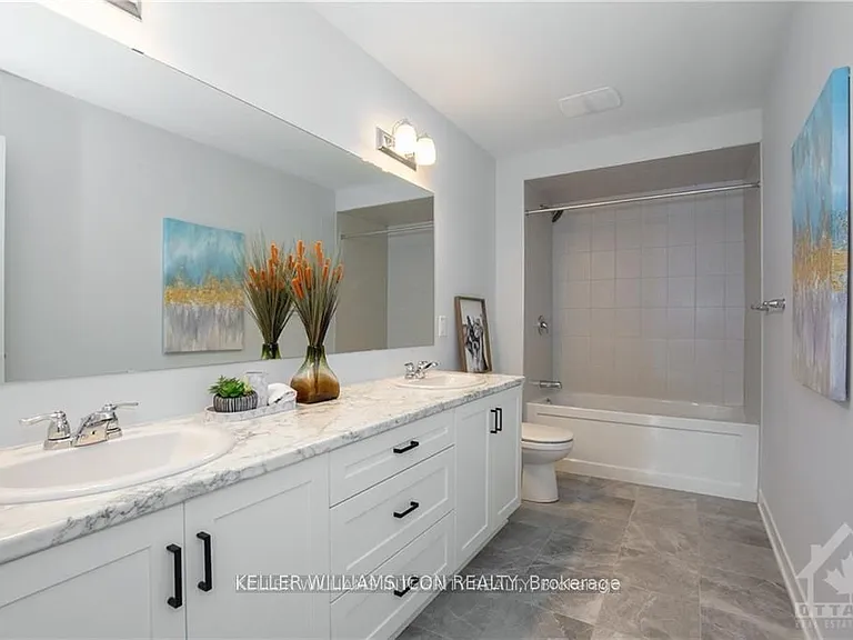 212 Ormiston Cres — Photo 18