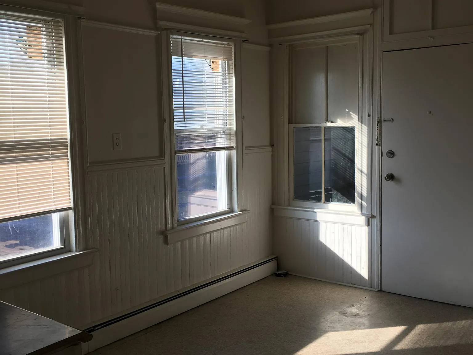 155 Smith St — Photo 2