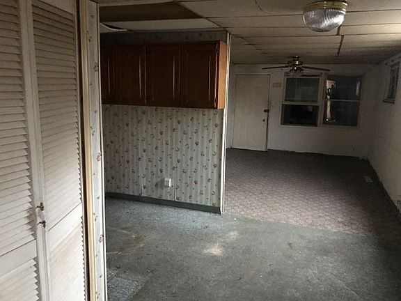 Additional Living Room