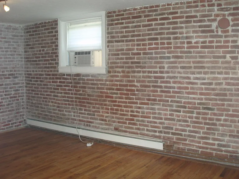 3226 Bryant St — Photo 15