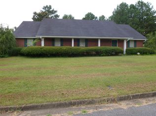 1701 Ruff Cir, Tupelo, MS 38801