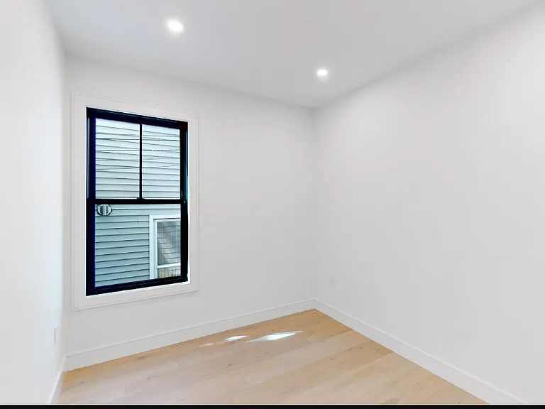 19-21 Buttonwood St #19-1 — Photo 6