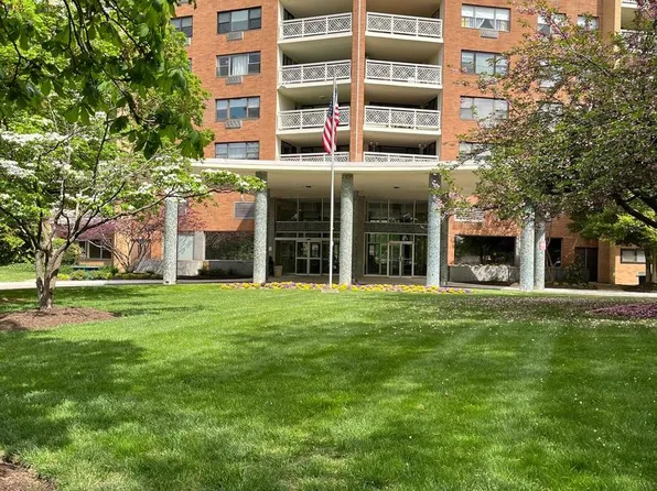 7900 Old York Rd APT 404A, Elkins Park, PA 19027