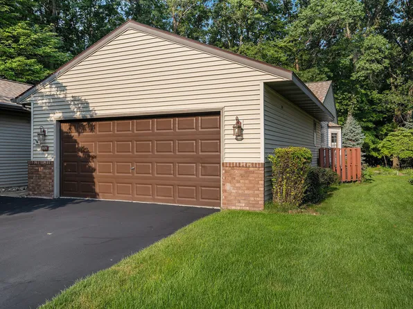 1171 Creekview Dr, Muskegon, MI 49441