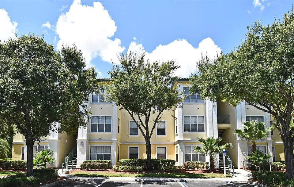 8929 Legacy Ct #108