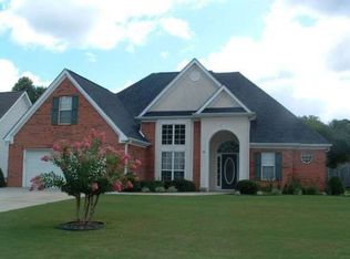 8 Pebble Pl, Newnan, GA 30265