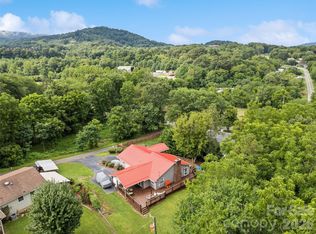 41 Vista Dr, Clyde, NC 28721