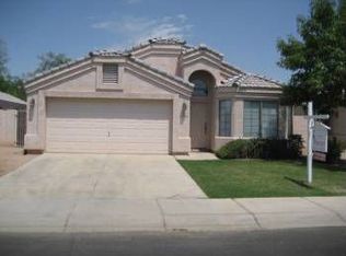 911 S Longmore St, Chandler, AZ 85224