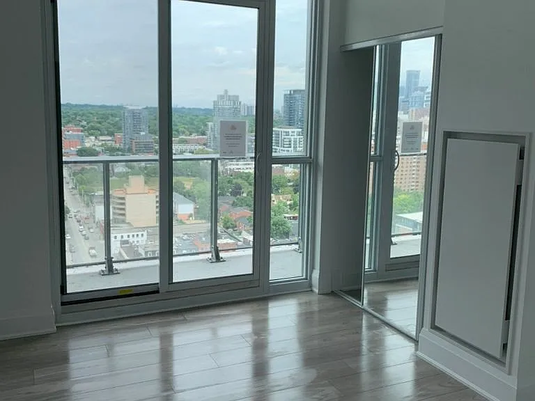 120 Parliament St #2105 — Photo 6