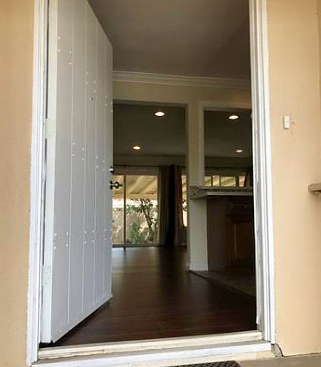 Front entryway 