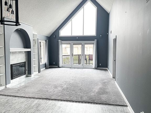 3rd image of 50739 Harbourview Dr