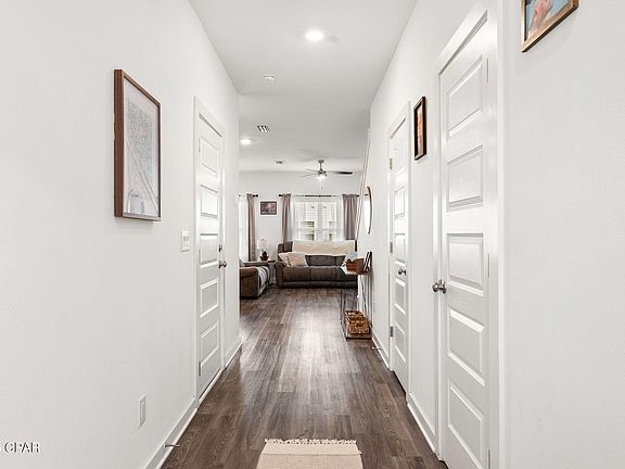 3rd image of 5899 Tyndall Pl