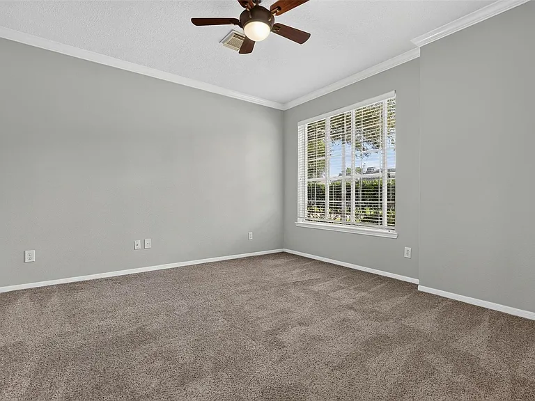 108 Oak Creek Ln — Photo 10