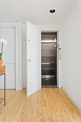 Sold by Compass | media 16