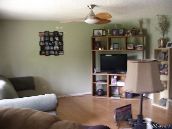 3rd image of 24415 39th Ave E