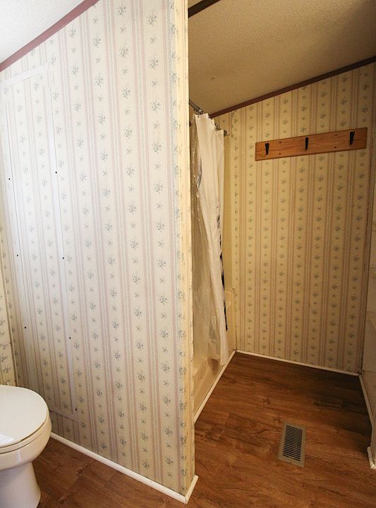 1st image of 100 Hunters Ln