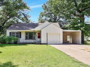 701 S Roosevelt Ave, Wichita, KS 67218