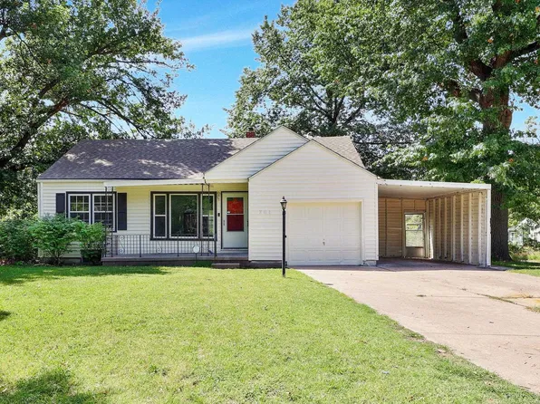 701 S Roosevelt Ave, Wichita, KS 67218