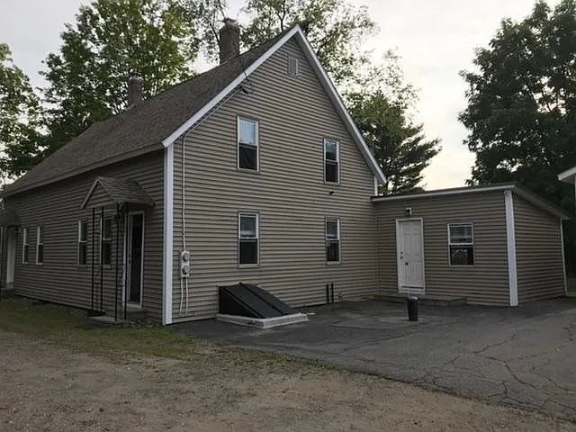 9 Swanzey St