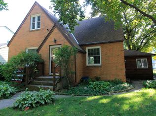 915 N Monroe Ave, Mason City, IA 50401