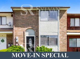 6 Pineknot Ct, Baltimore, MD 21207