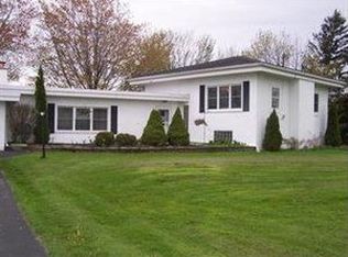 4741 Berry Rd, Fredonia, NY 14063