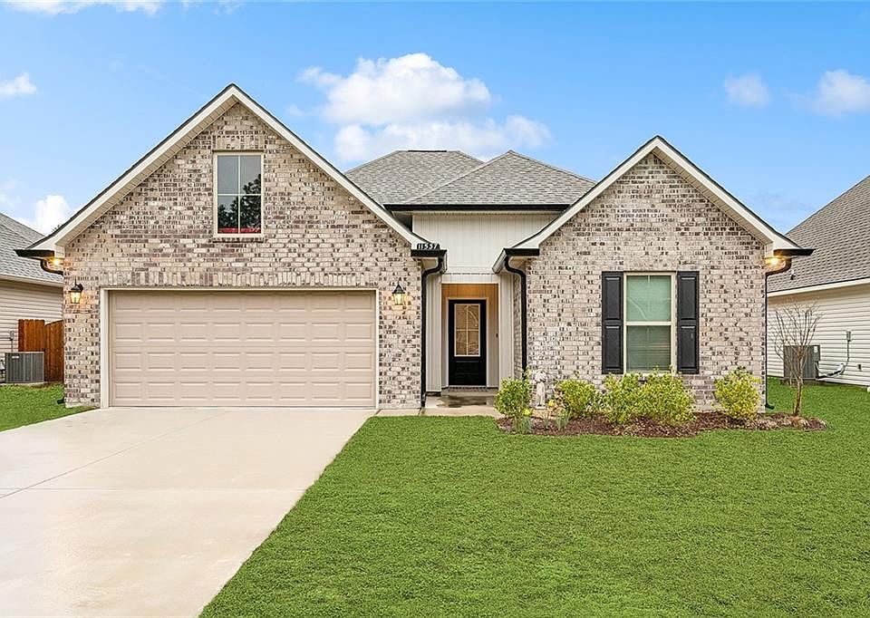 1st image of 11537 Woodbluff Dr