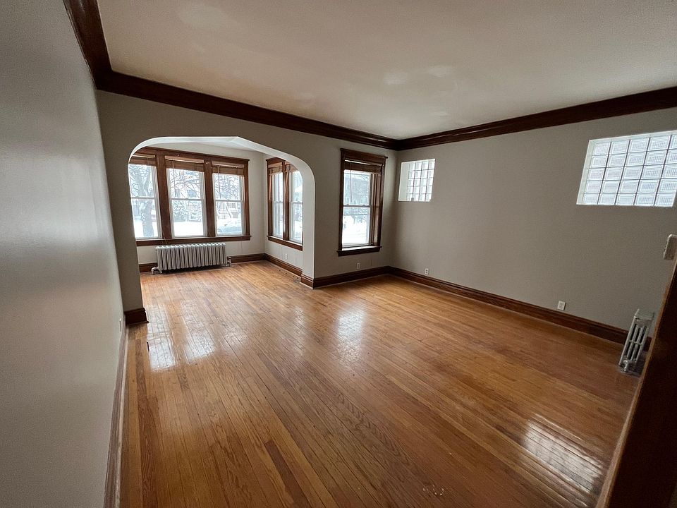 1st image of 4537 N Kimball Ave APT 1