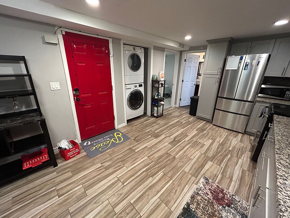 Full kitchen with laundry in unit.