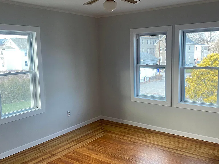 19 Randall St #2 — Photo 7