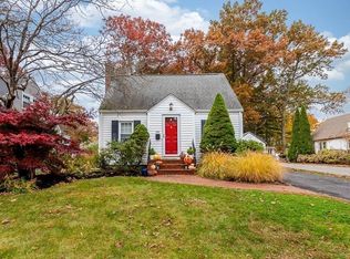 431 Mount Vernon St, Dedham, MA 02026