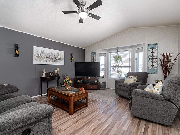 4th image of 1981 Jubilee Rd