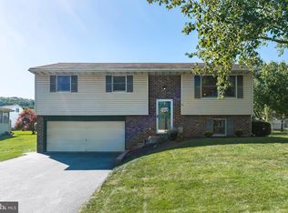 4152 Jasmine Pl, Mount Joy, PA 17552