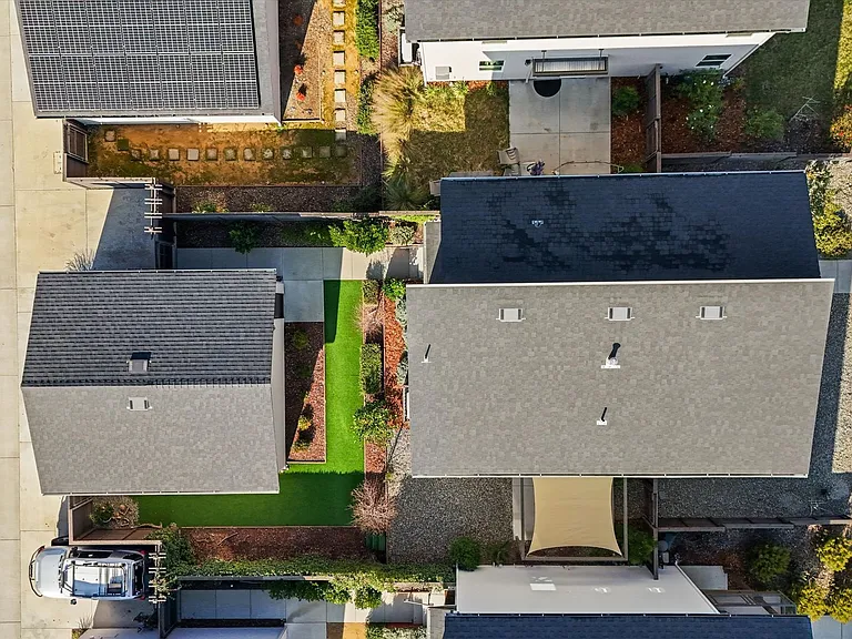 1802 Notre Dame Blvd — Photo 41