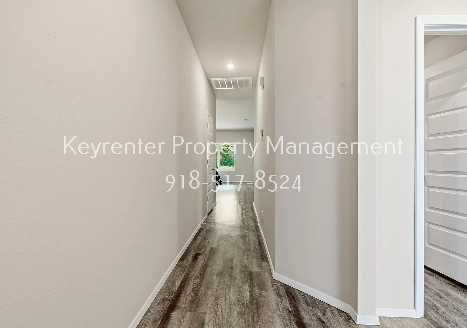 4 Bed | 2 Bath in Broken Arrow! — Photo 2