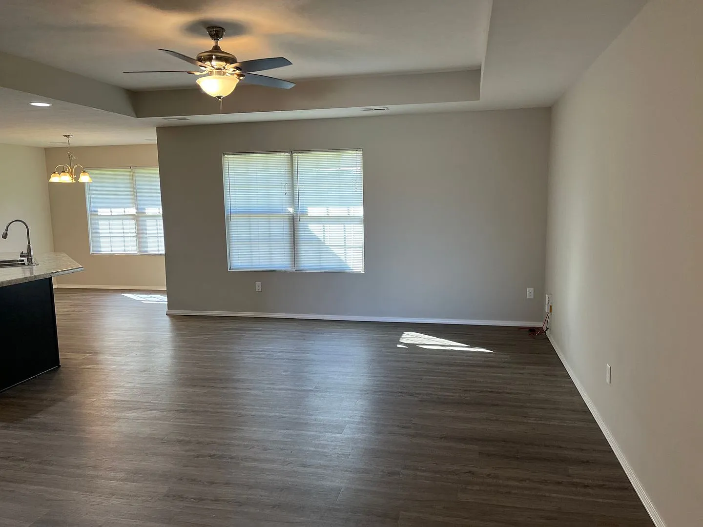 4 Bedroom, 2 Bathroom, And A 3 Car Garage In Republic!! Check This Out! Coming Soon — Photo 4