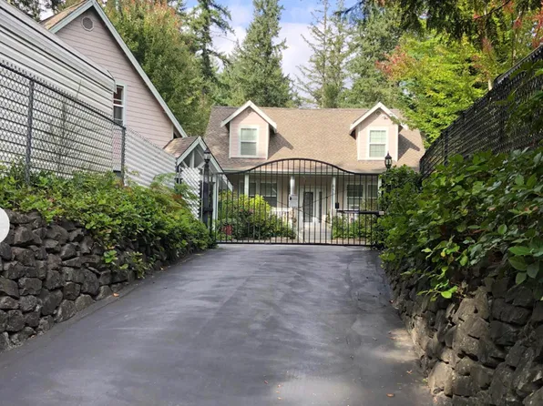 (undisclosed Address), Port Orchard, WA 98367