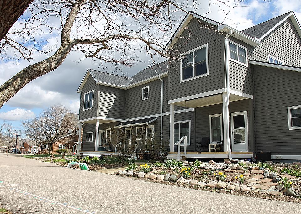 1st image of 560 Little Lake Dr Unit 23