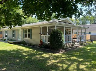 303 1st St, Breckenridge, MI 48615