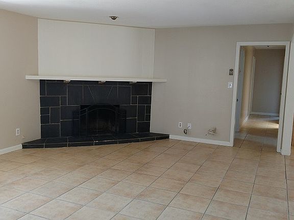 4th image of 56778 Eldorado Dr