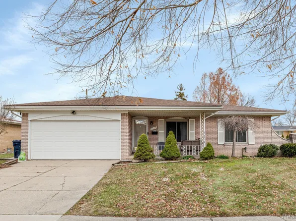3559 Janet Dr, Sterling Heights, MI 48310