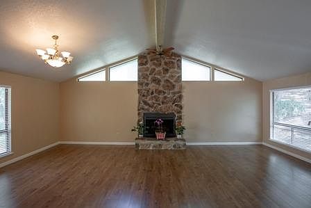 4th image of 11203 Welty Ln