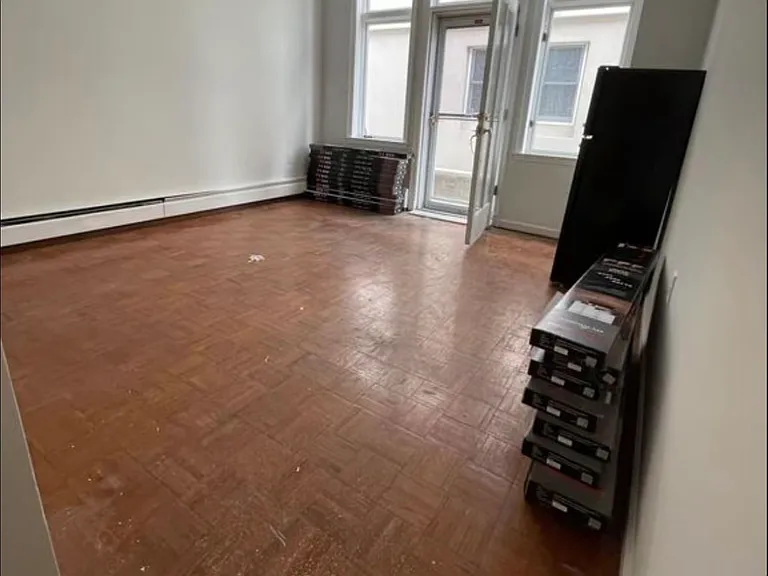 21 Harding Ave #1 — Photo 3