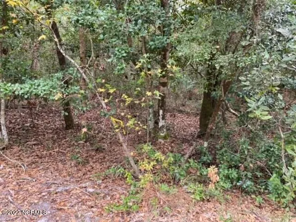 1009 Oyster Point Dr, Wilmington, NC 28411