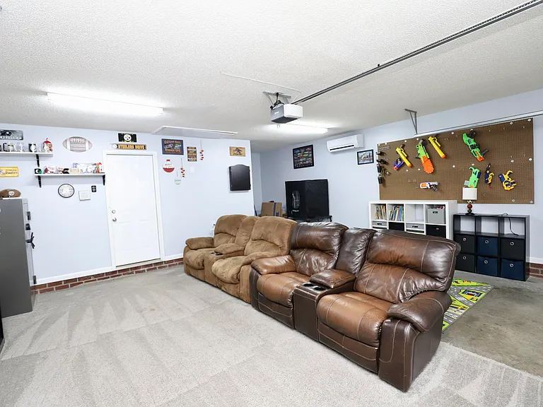 4370 Excursion Dr — Photo 71