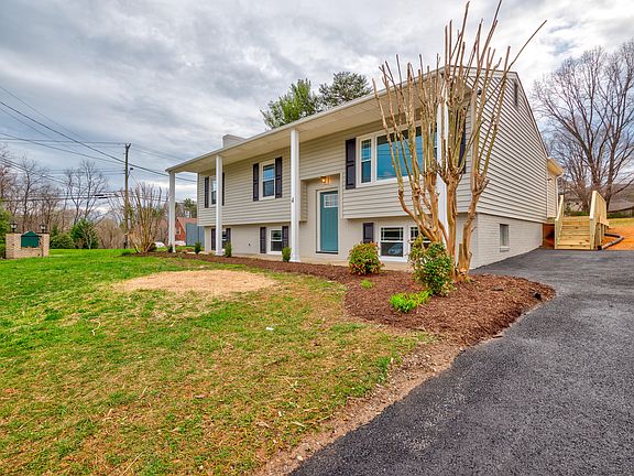 4th image of 4 Sawyer Dr